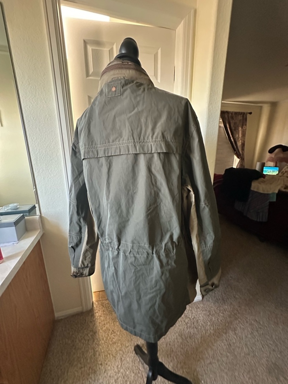 The Territory Ahead Olive Green Lightweight Anorak - Picture 3 of 11